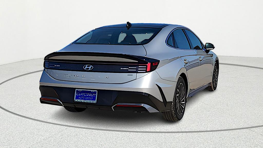 new 2026 Hyundai Sonata Hybrid car, priced at $37,010