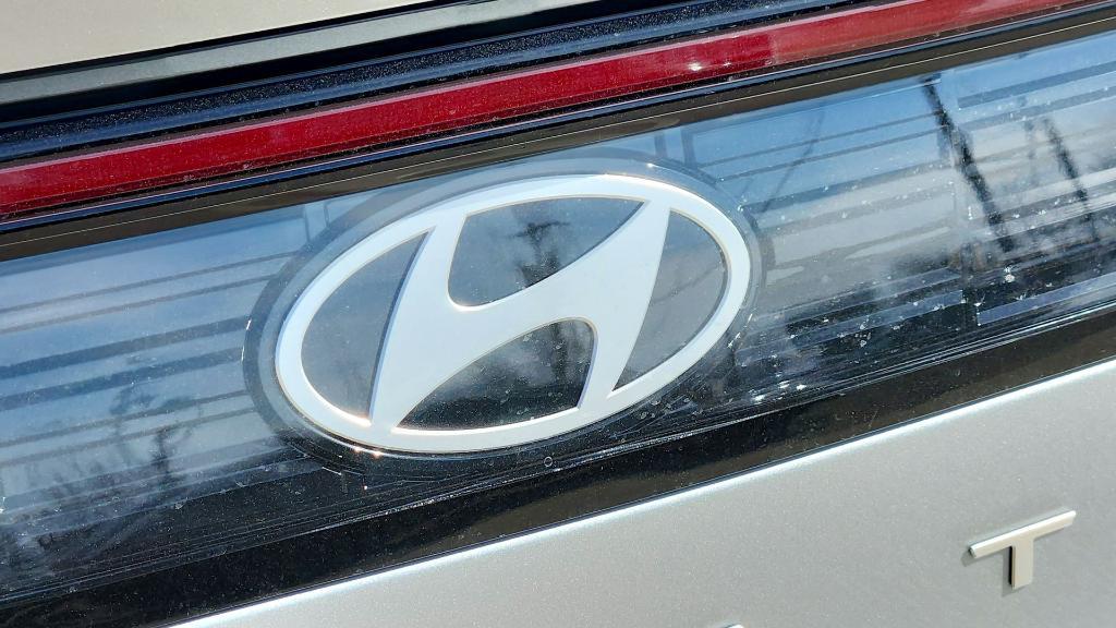 new 2026 Hyundai Sonata Hybrid car, priced at $37,010