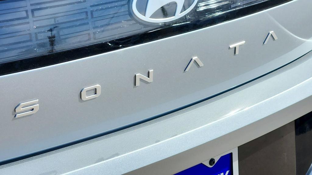new 2026 Hyundai Sonata Hybrid car, priced at $37,010