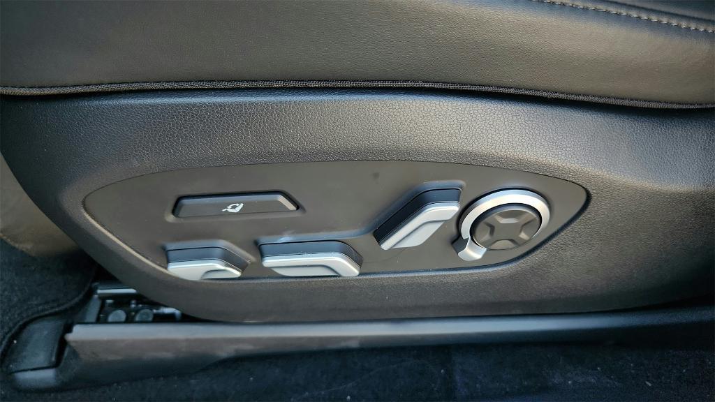 new 2026 Hyundai IONIQ 9 car, priced at $68,838