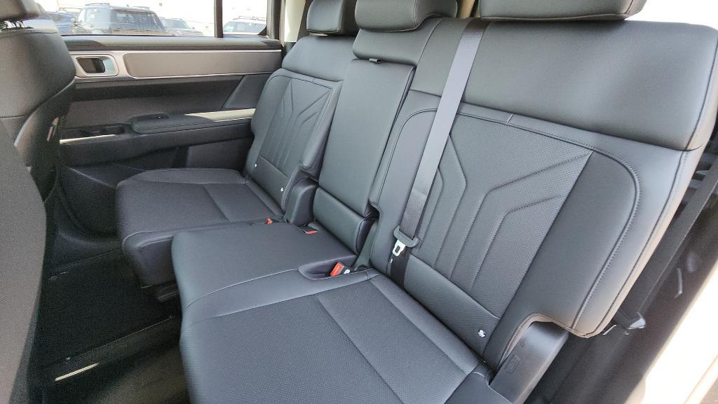new 2026 Hyundai SANTA FE HEV car, priced at $39,925