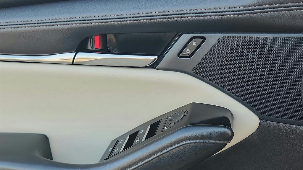 used 2025 Mazda Mazda3 car, priced at $21,999