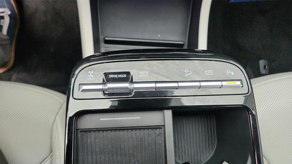 new 2025 Hyundai TUCSON Hybrid car, priced at $40,361