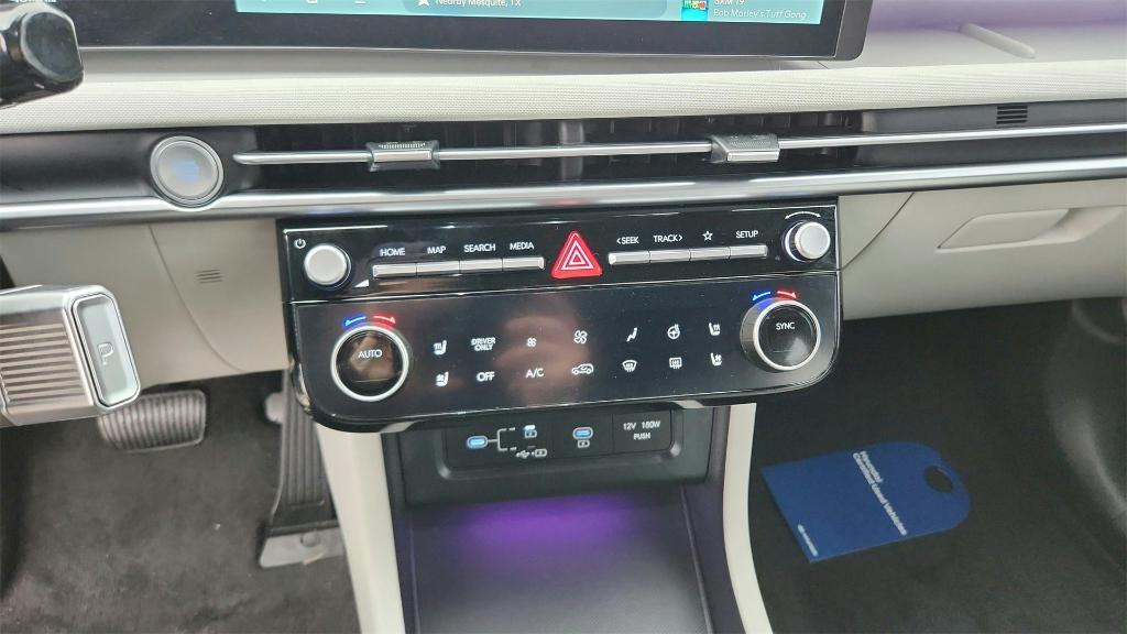 new 2025 Hyundai TUCSON Hybrid car, priced at $40,361