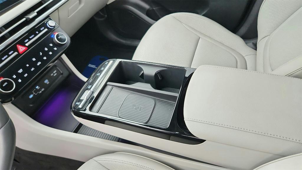 new 2025 Hyundai TUCSON Hybrid car, priced at $40,361