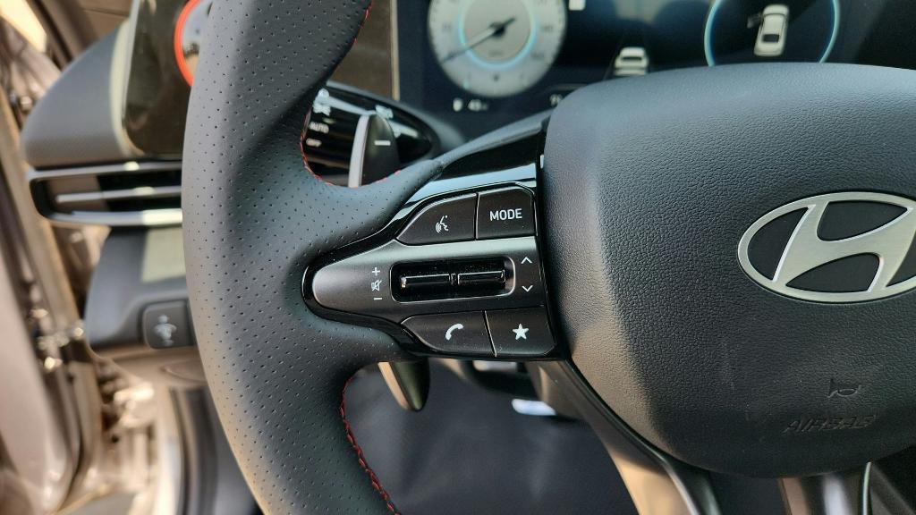 new 2025 Hyundai Elantra car, priced at $26,494