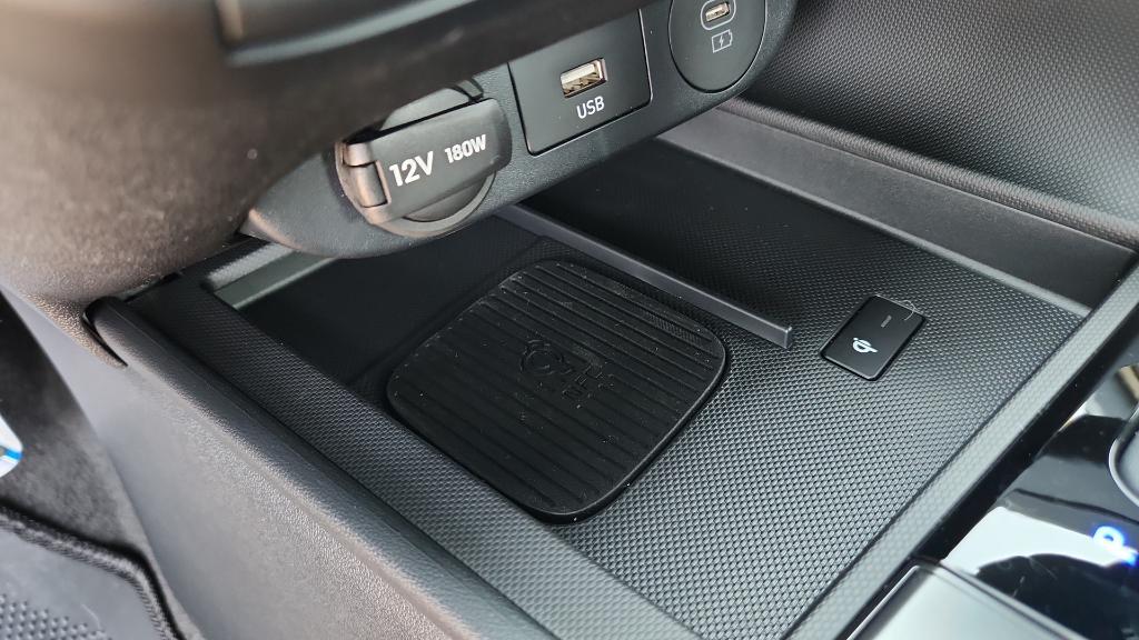 new 2025 Hyundai Elantra car, priced at $26,494