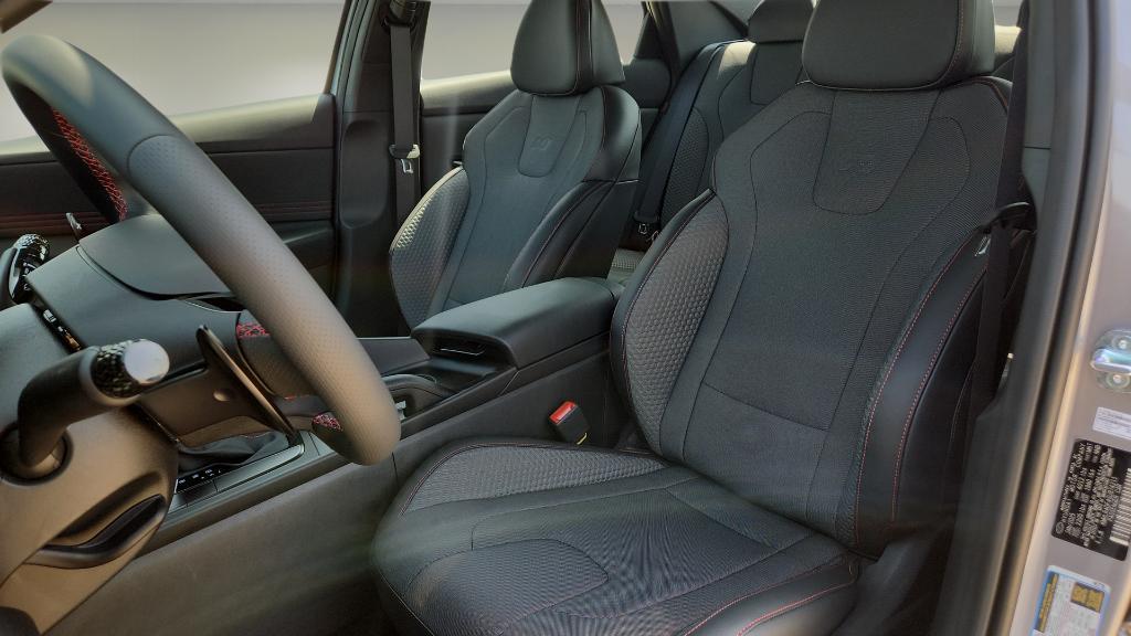 new 2025 Hyundai Elantra car, priced at $26,494