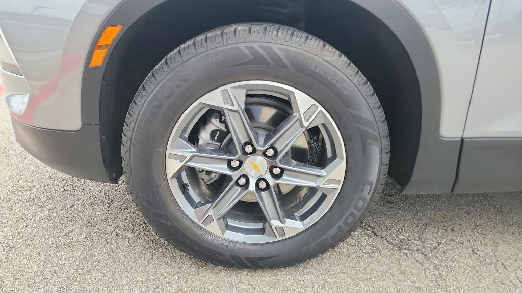 used 2025 Chevrolet Blazer car, priced at $27,250