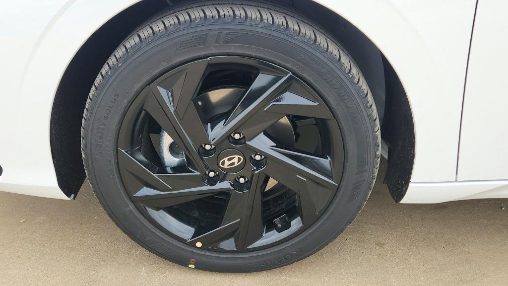 new 2026 Hyundai Elantra car, priced at $25,095