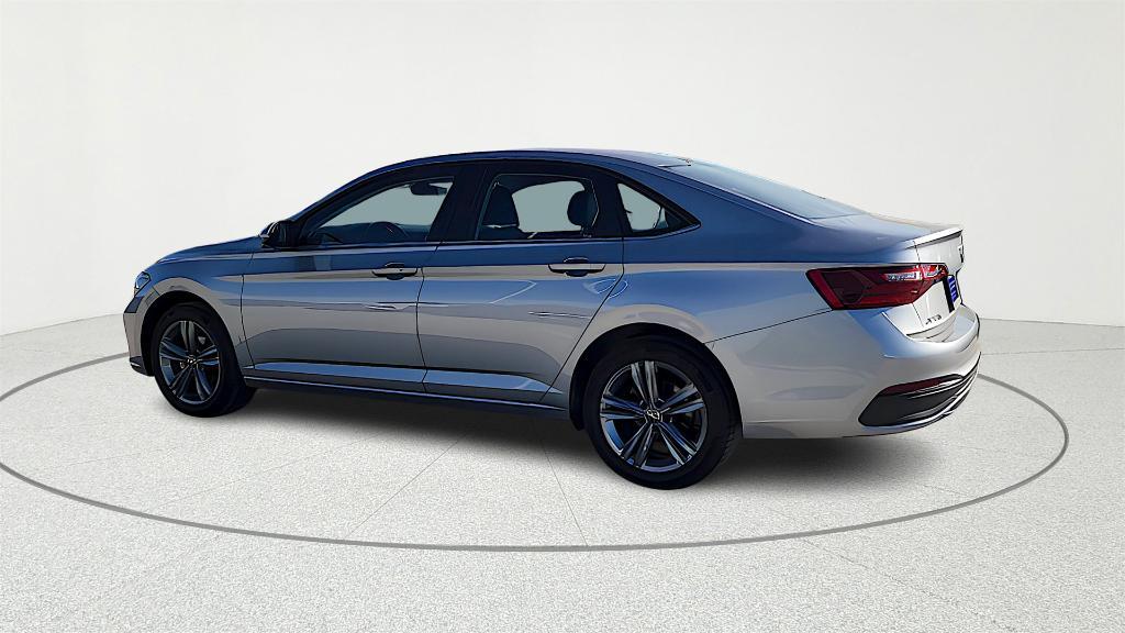 used 2024 Volkswagen Jetta car, priced at $18,595