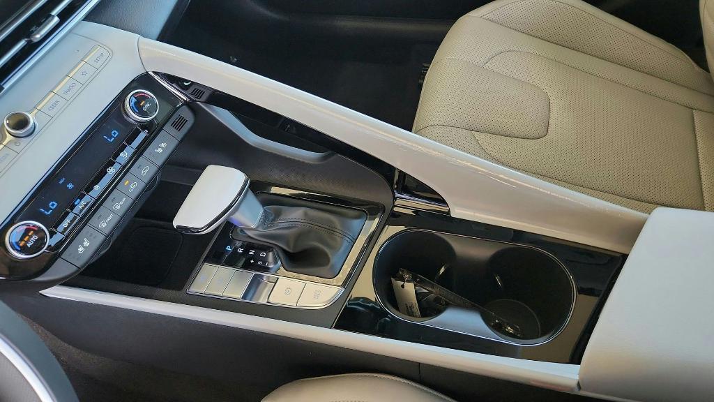 new 2026 Hyundai ELANTRA HEV car, priced at $30,890