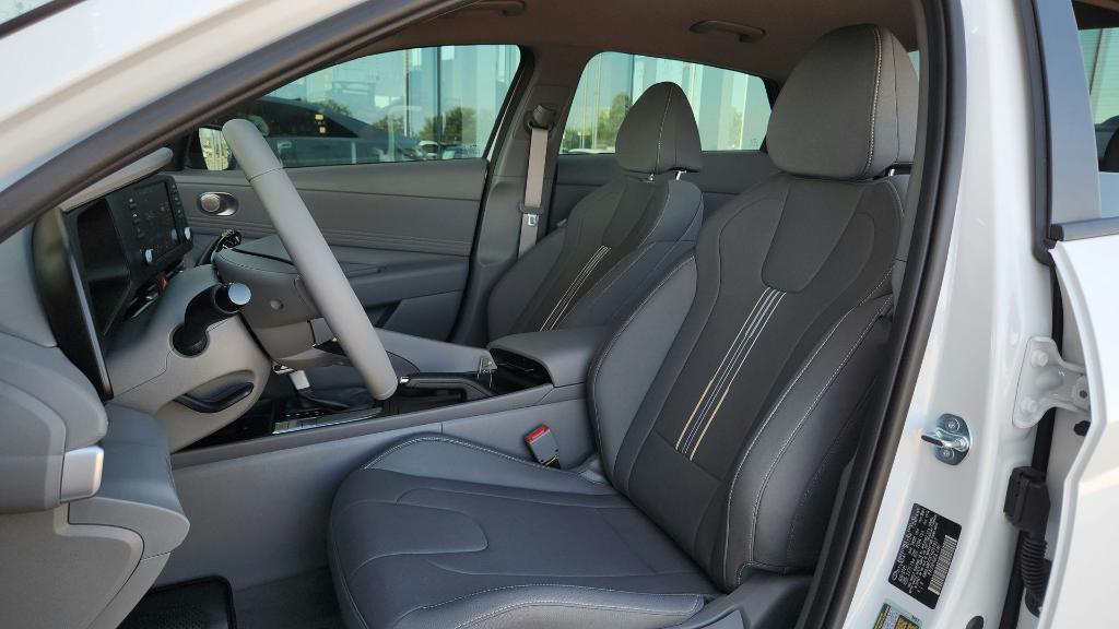 new 2026 Hyundai Elantra car, priced at $25,096
