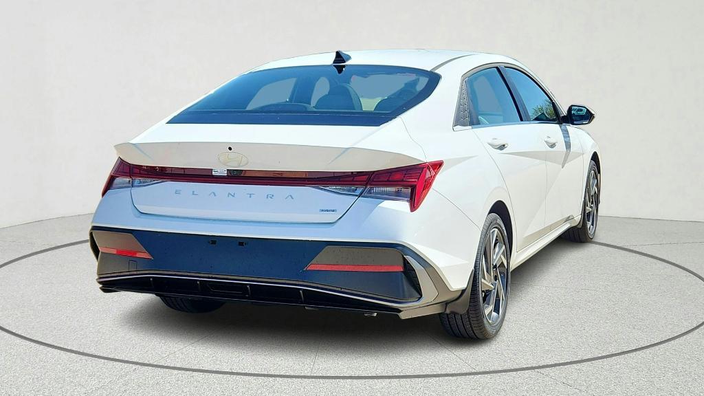 new 2026 Hyundai ELANTRA HEV car, priced at $31,403
