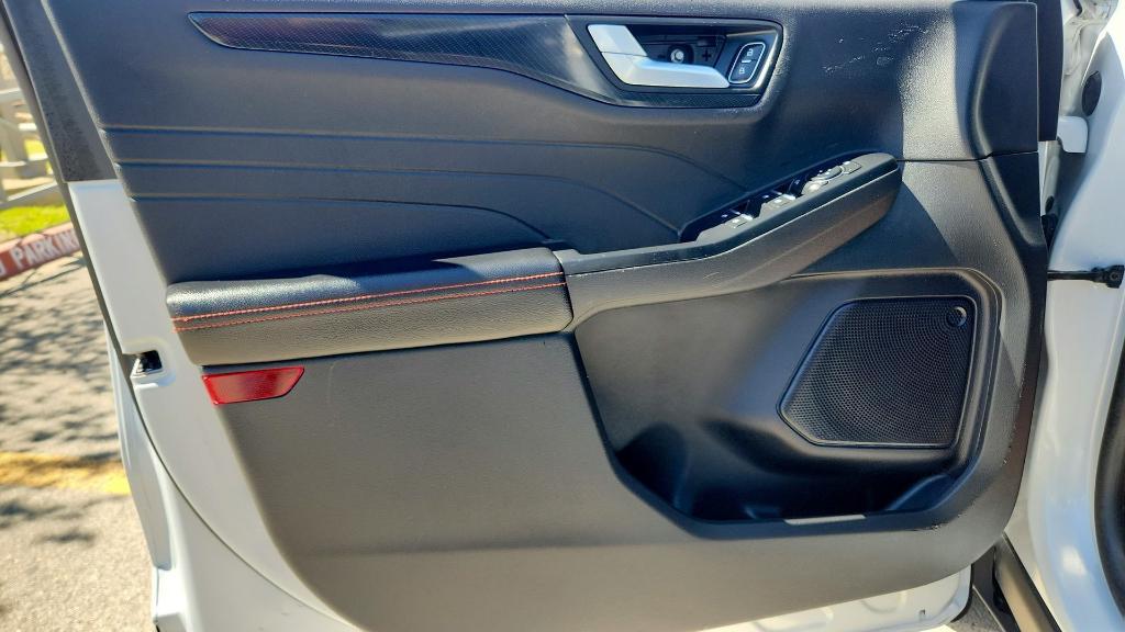 used 2025 Ford Escape car, priced at $24,788