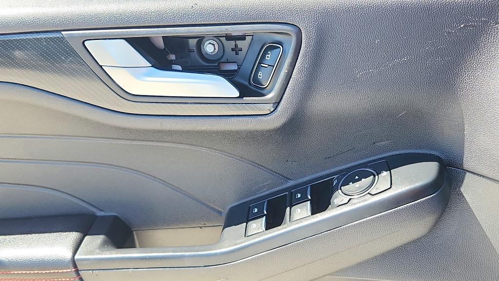 used 2025 Ford Escape car, priced at $24,788