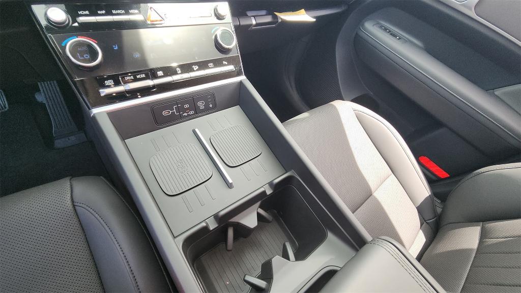 new 2025 Hyundai Santa Fe car, priced at $38,869