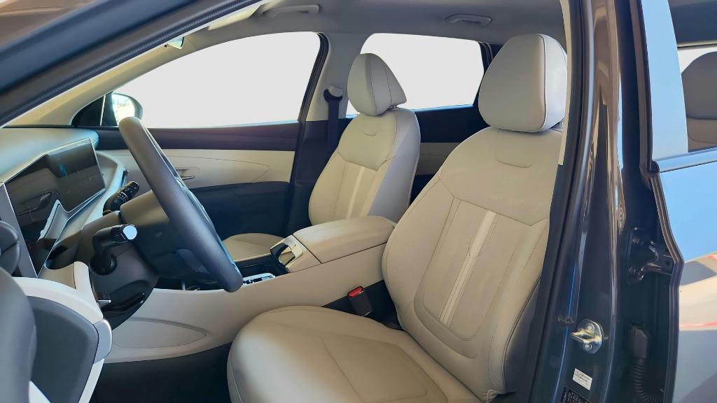 new 2026 Hyundai Tucson car, priced at $29,596