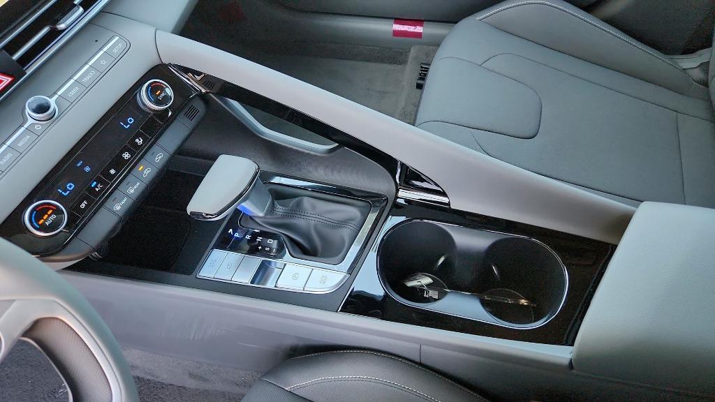 new 2026 Hyundai ELANTRA HEV car, priced at $28,625
