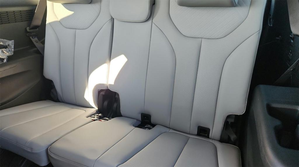 new 2025 Hyundai Palisade car, priced at $38,225