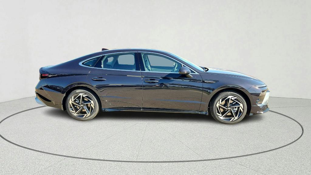 new 2026 Hyundai Sonata car, priced at $26,669
