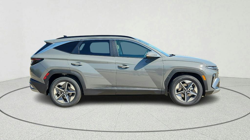 new 2026 Hyundai Tucson car, priced at $32,537