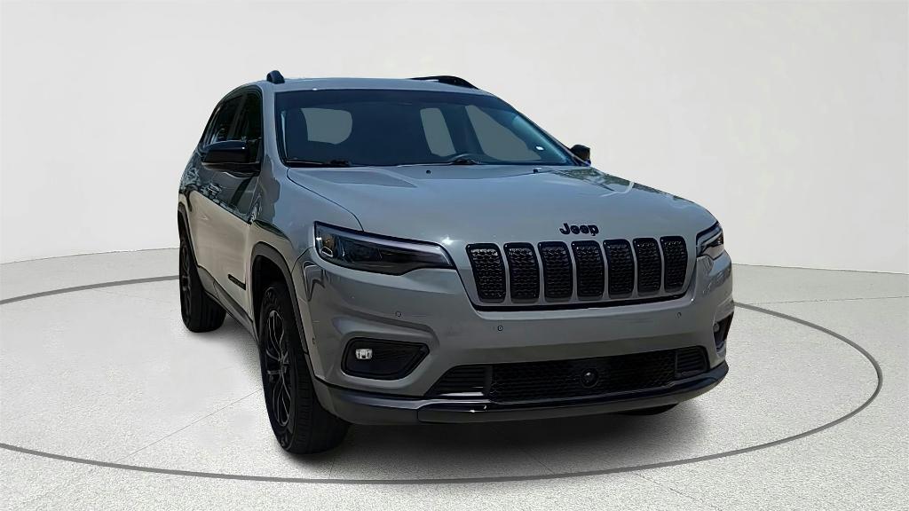 used 2023 Jeep Cherokee car, priced at $19,995