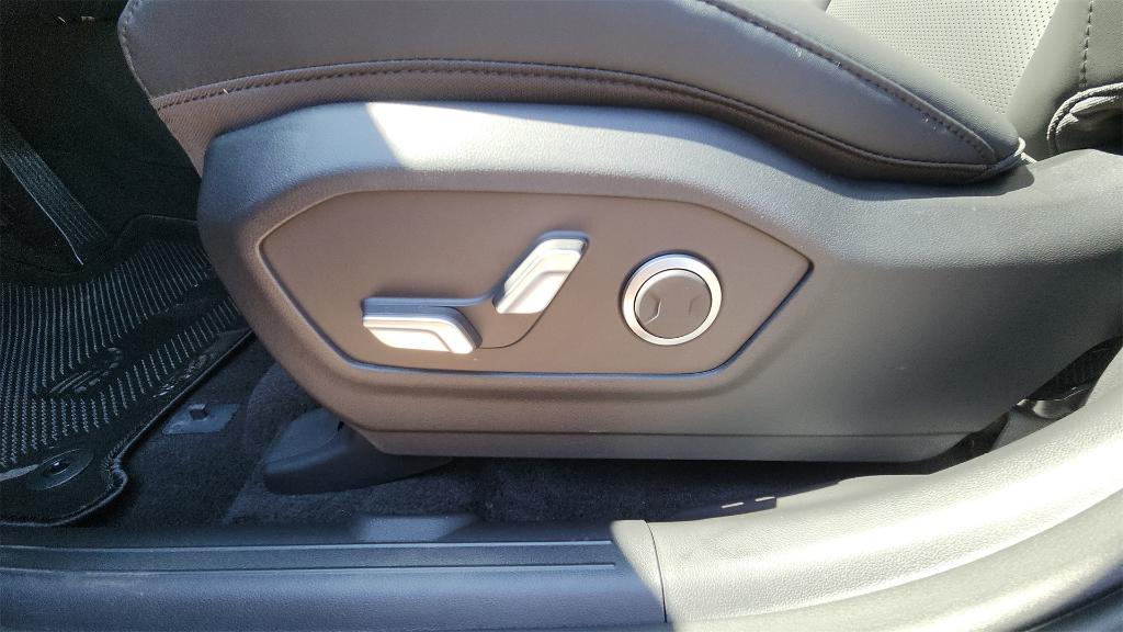 new 2026 Hyundai SANTA FE HEV car, priced at $40,360