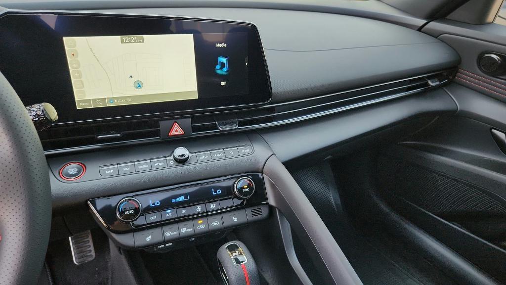 new 2025 Hyundai Elantra car, priced at $26,774