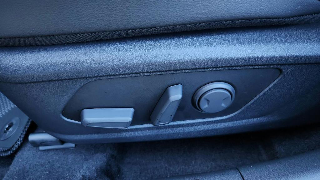 new 2026 Hyundai Elantra car, priced at $26,457