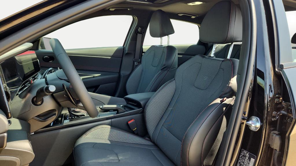 new 2025 Hyundai Elantra car, priced at $25,983