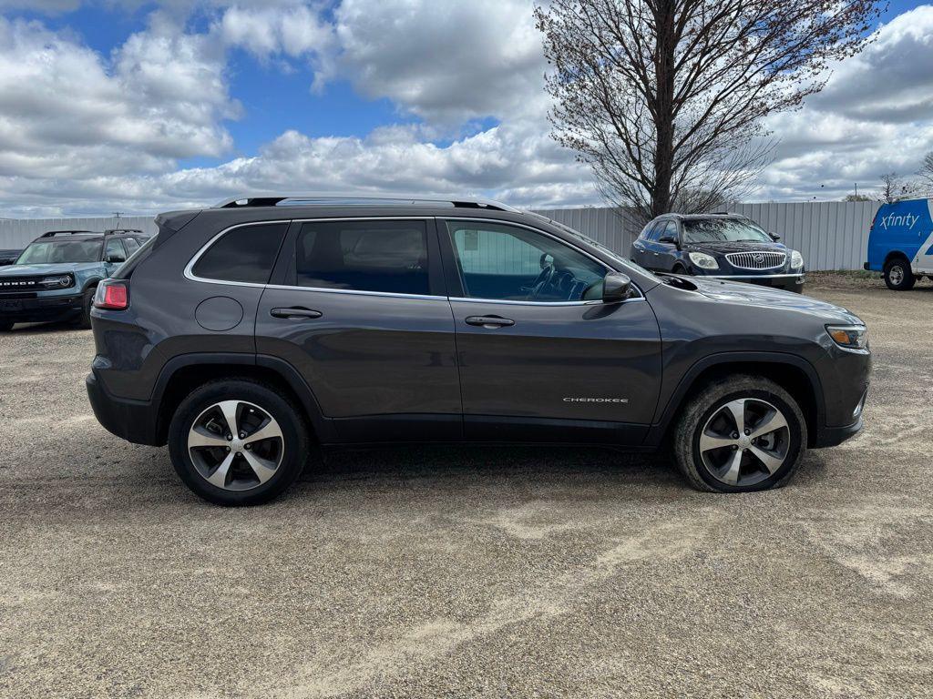 used 2021 Jeep Cherokee car, priced at $23,500
