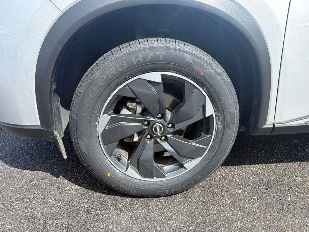 used 2025 Nissan Rogue car, priced at $22,490