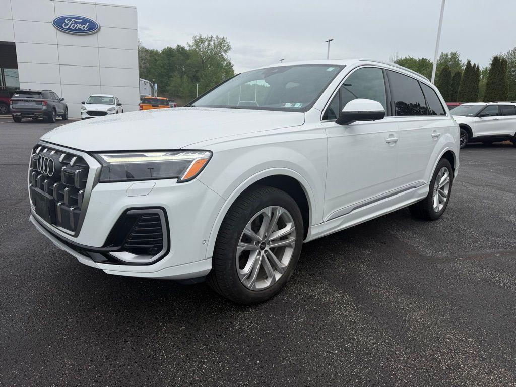used 2025 Audi Q7 car, priced at $47,490