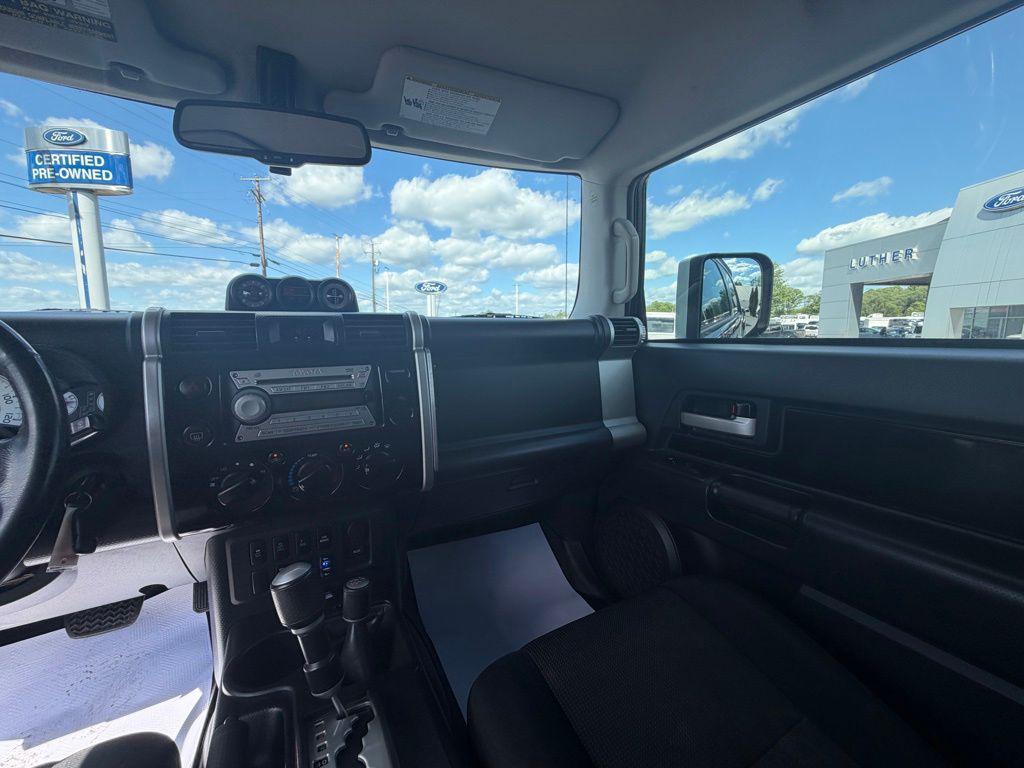 used 2010 Toyota FJ Cruiser car, priced at $23,490