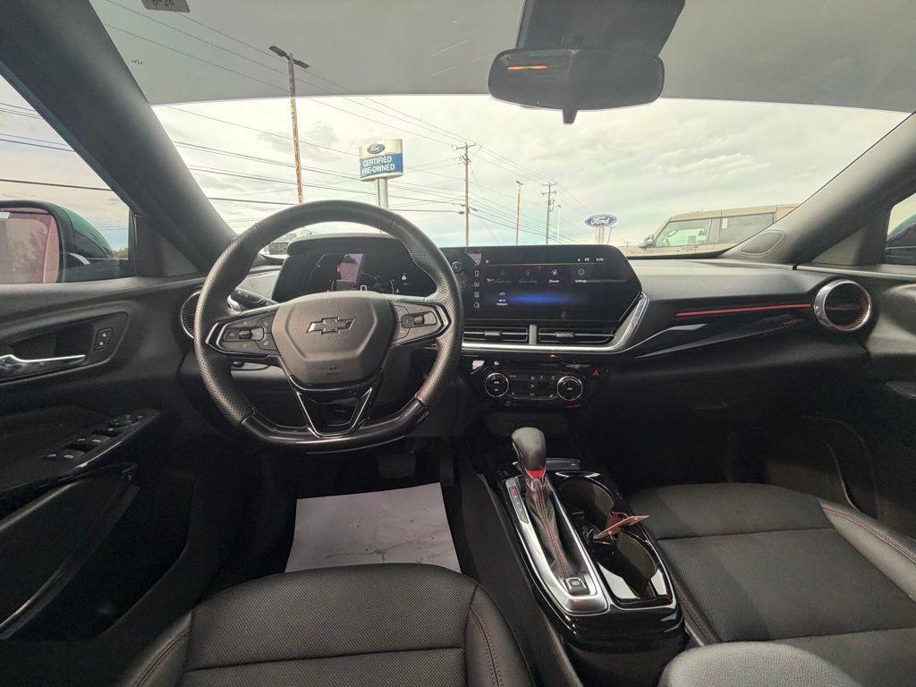 used 2025 Chevrolet Trax car, priced at $24,990