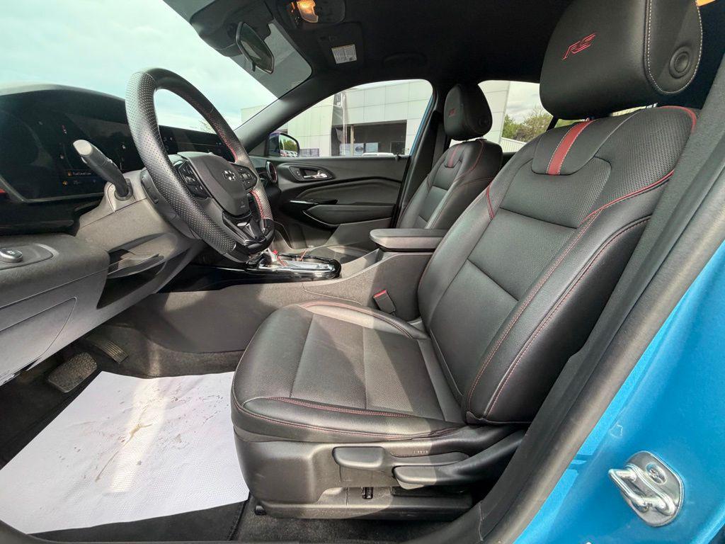 used 2025 Chevrolet Trax car, priced at $24,990