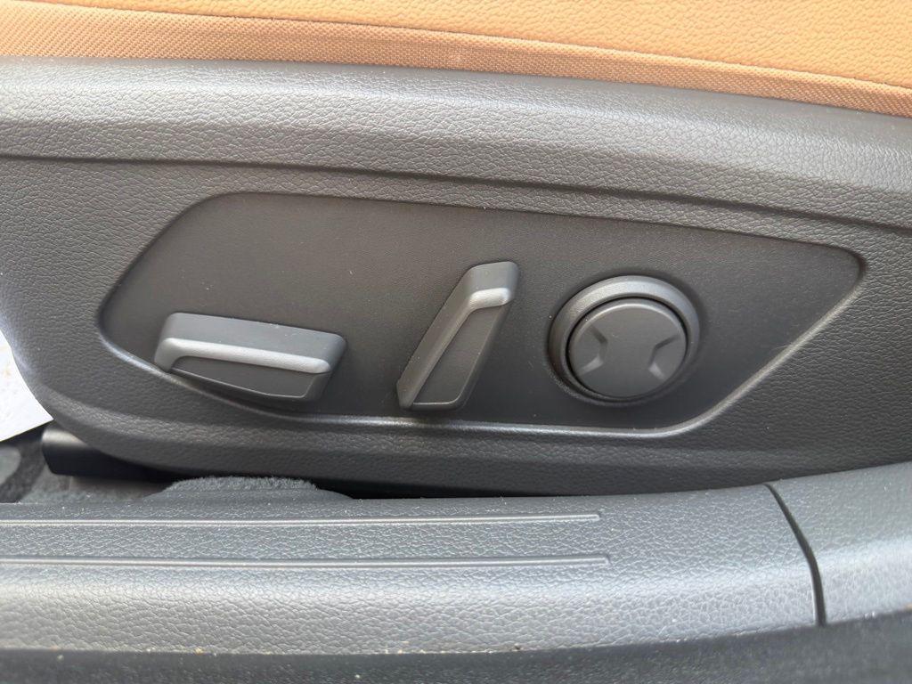 used 2023 Hyundai Sonata car, priced at $27,490