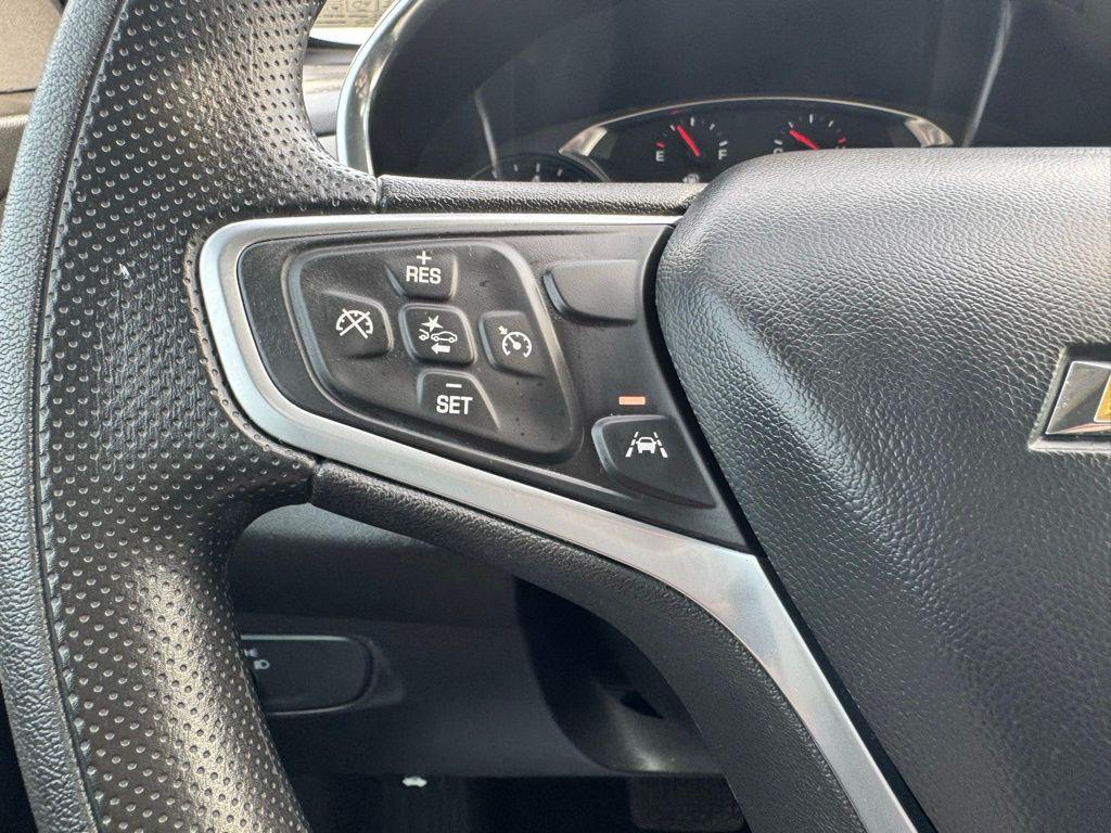 used 2023 Chevrolet Equinox car, priced at $20,000