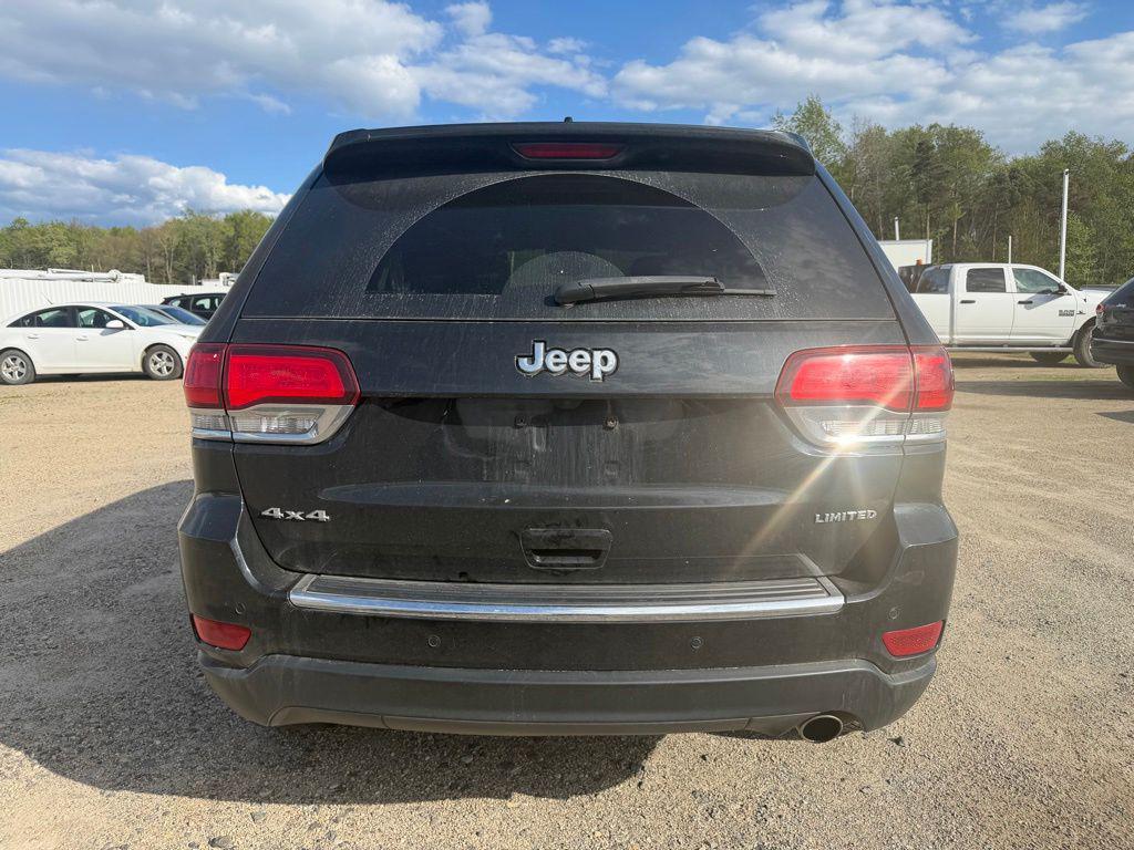 used 2020 Jeep Grand Cherokee car, priced at $22,490