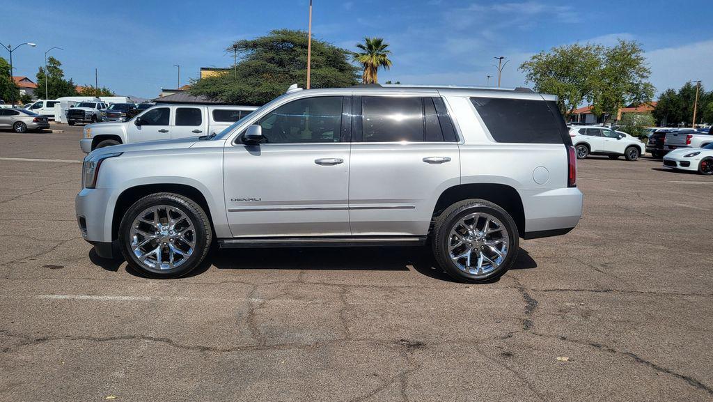used 2019 GMC Yukon car, priced at $31,995