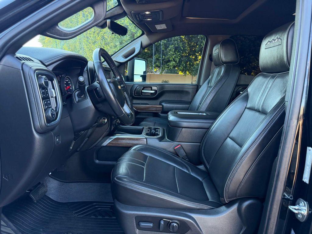 used 2022 Chevrolet Silverado 3500 car, priced at $59,900