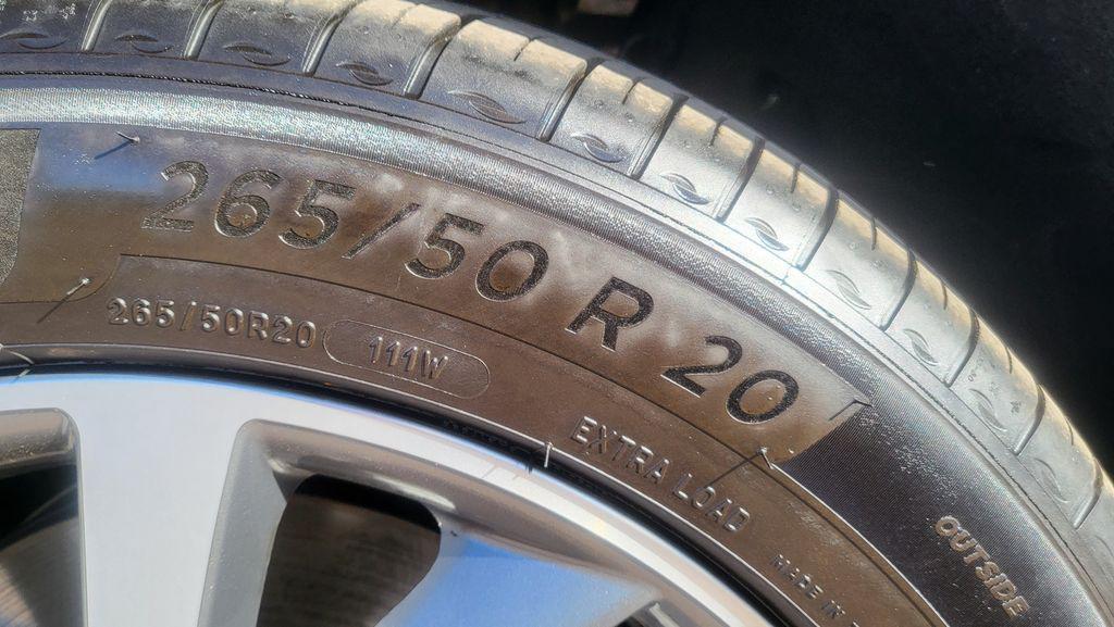 used 2025 Genesis GV80 car, priced at $52,995