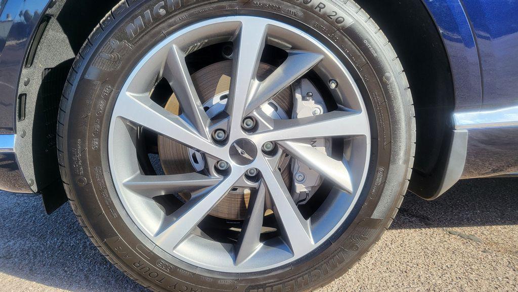 used 2025 Genesis GV80 car, priced at $52,995