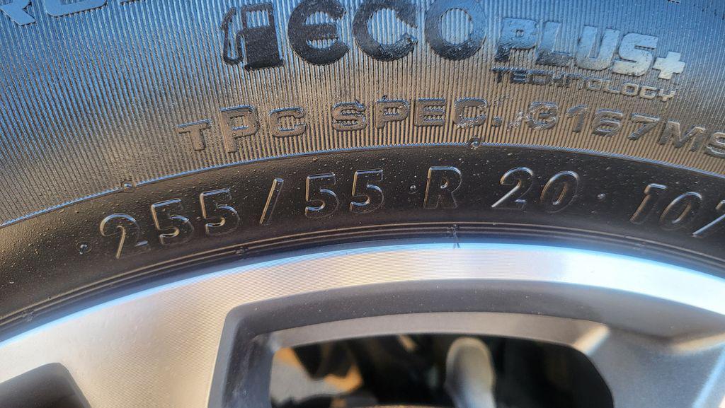 used 2023 Chevrolet Traverse car, priced at $33,995