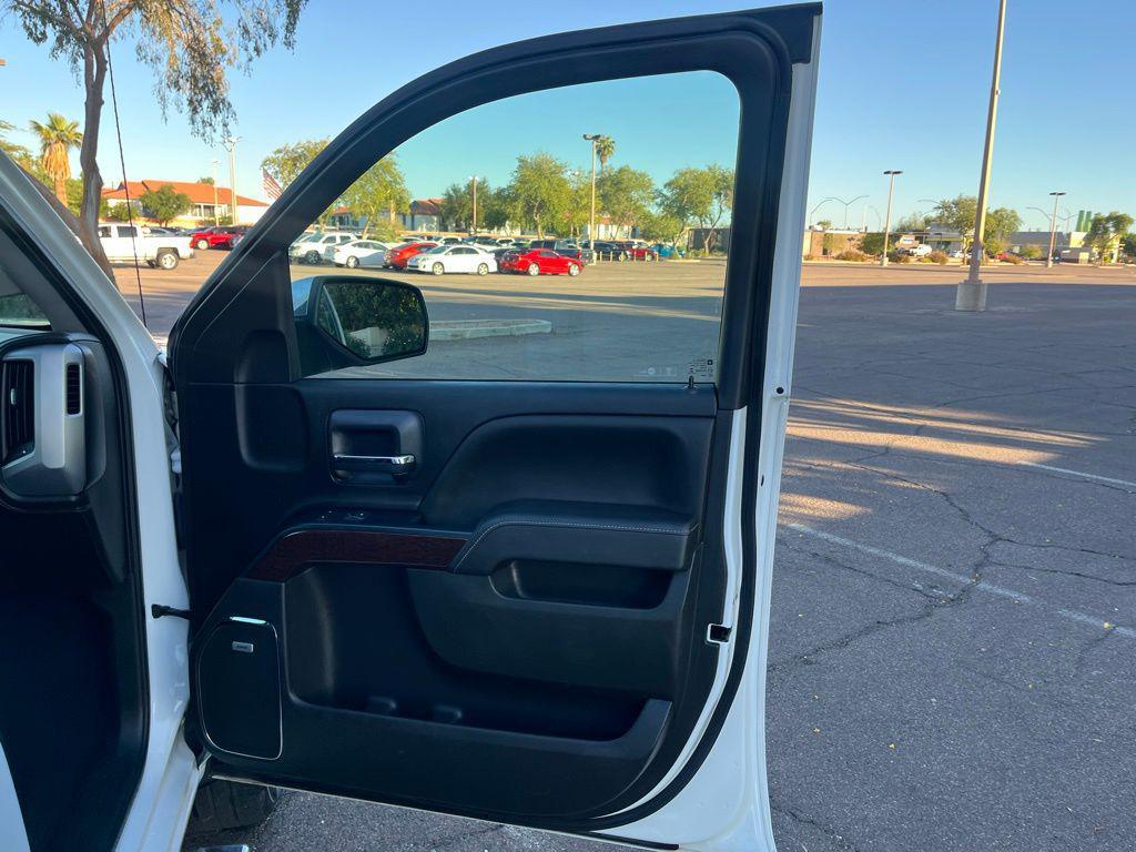 used 2017 GMC Sierra 1500 car, priced at $28,990