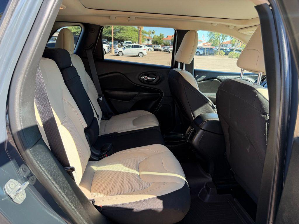 used 2017 Jeep Cherokee car, priced at $13,995