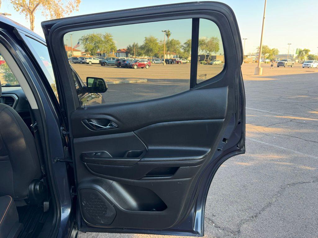 used 2019 GMC Acadia car, priced at $20,500