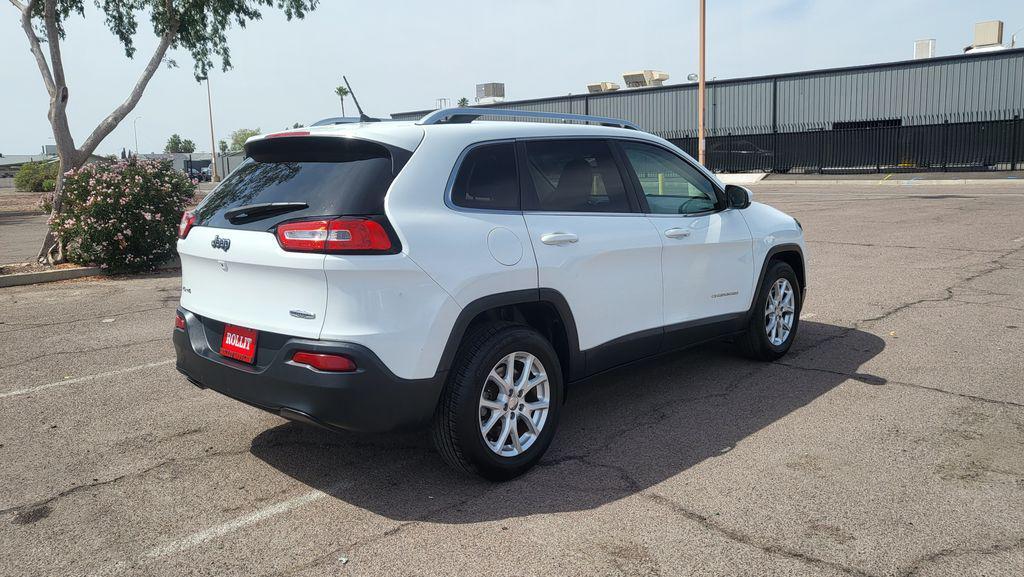 used 2015 Jeep Cherokee car, priced at $11,900