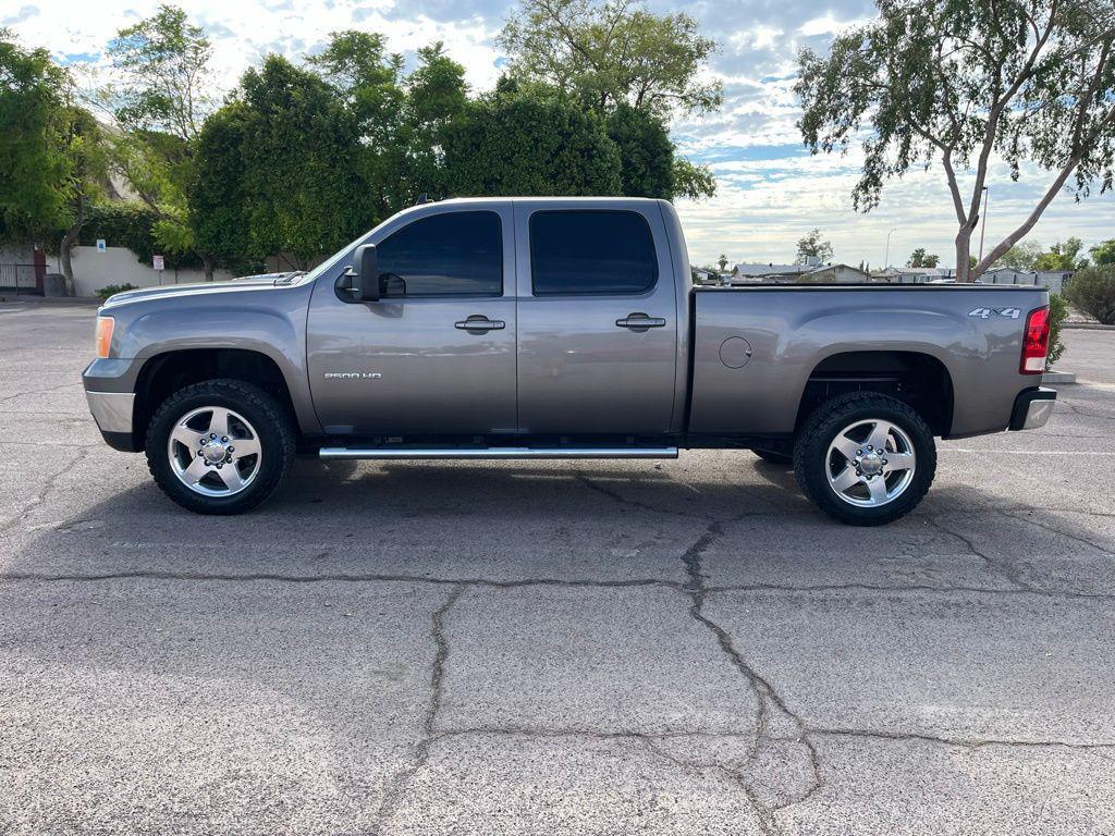 used 2014 GMC Sierra 2500 car, priced at $31,500